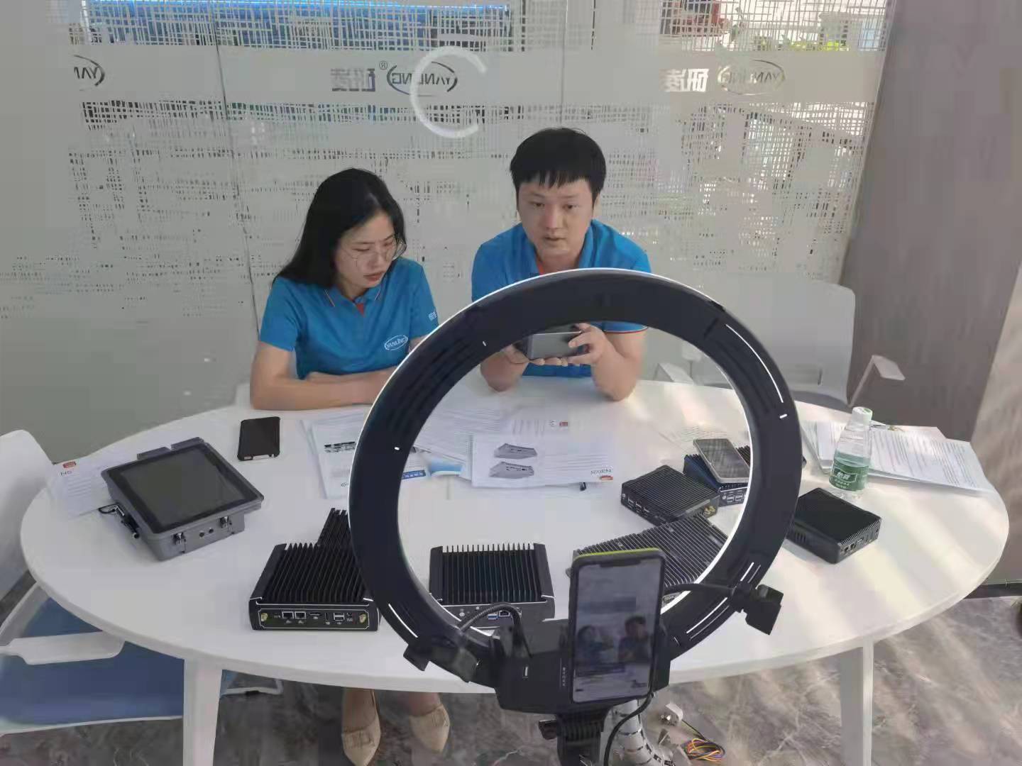 Rugsėjo mėn. reklamuokite tiesioginę transliaciją